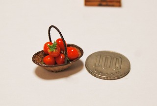 画像: トマトかご盛り
