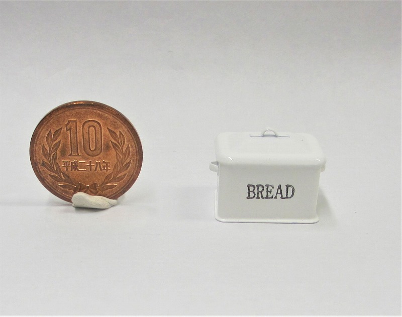 画像1: BREAD缶（ショート丈）白